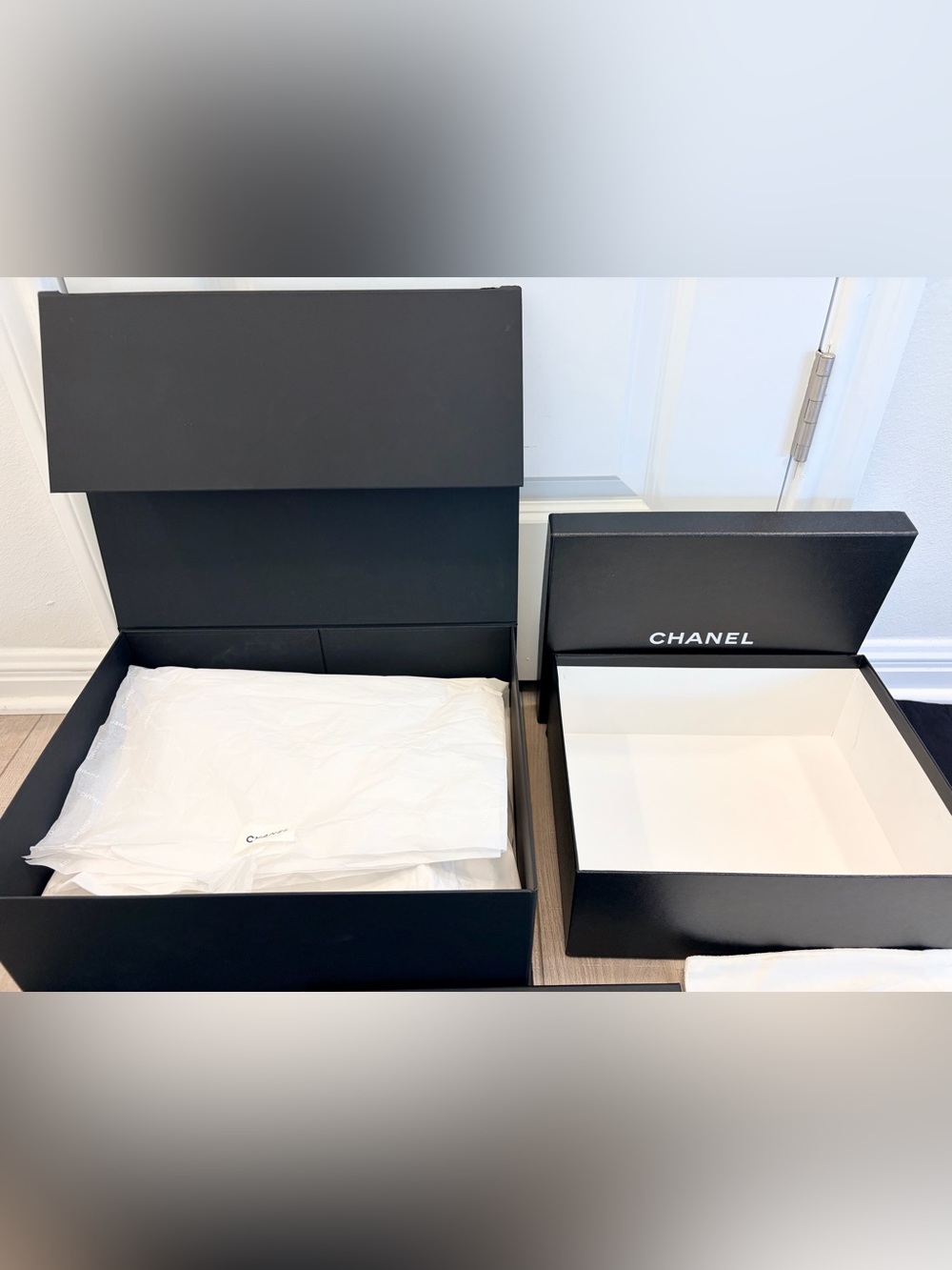 Auth CHANEL 6 PIECES Bundle 4 Boxes + 2 Dust Bags & Accessories - Picture 15 of 16